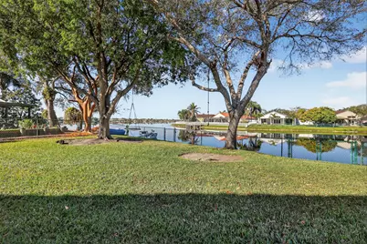 2450 NW 186th Avenue, Pembroke Pines, FL 33029 - Photo 45