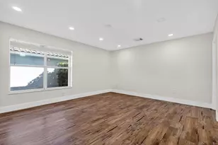 2450 NW 186th Ave, Pembroke Pines, FL 33029 - Photo 15