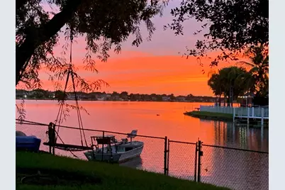 2450 NW 186th Avenue, Pembroke Pines, FL 33029 - Photo 51