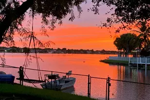 2450 NW 186th Ave, Pembroke Pines, FL 33029 - Photo 51