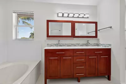 2450 NW 186th Avenue, Pembroke Pines, FL 33029 - Photo 37