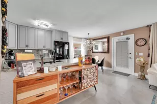 163 Flanders D, Delray Beach, FL 33484 - Photo 7