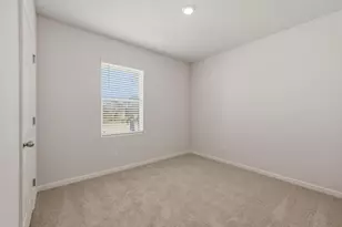 9509 Silver Sands Ln, Fort Pierce, FL 34945 - Photo 7