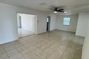 5179 Pat Pl, West Palm Beach, FL 33407 - Photo 7