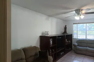 1480 NE 157th St, Miami, FL 33162 - Photo 9