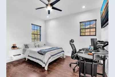 6806 Lakeside Circle, Davie, FL 33314 - Photo 47