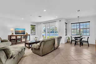 6806 Lakeside Circle, Davie, FL 33314 - Photo 5