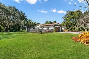 901 NW 116th Terrace, Plantation, FL 33325 - Photo 5