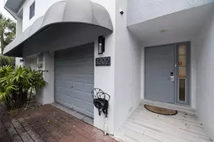 3302 SE 2nd St, Pompano Beach, FL 33062 - Photo 1