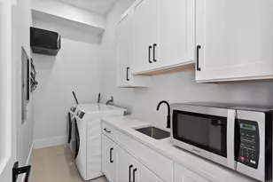 310 SE 9th Ct, Pompano Beach, FL 33060 - Photo 15