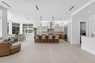 310 SE 9th Ct, Pompano Beach, FL 33060 - Photo 7