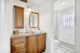 7787 Golf Cir Dr, Margate, FL 33063 - Photo 11