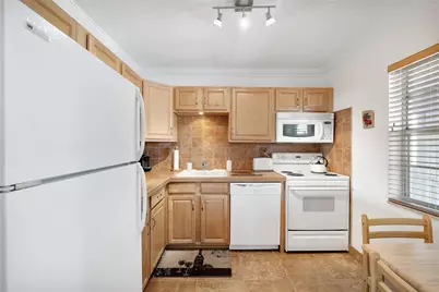 7787 Golf Circle Drive #312, Margate, FL 33063 - Photo 7