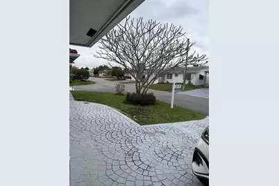 4958 NW 48th Avenue, Tamarac, FL 33319 - Photo 13