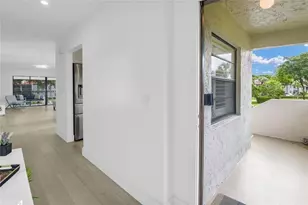 21364 Cypress Hammock Dr, Boca Raton, FL 33428 - Photo 7