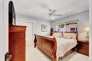 2821 NE 59th St, Fort Lauderdale, FL 33308 - Photo 9