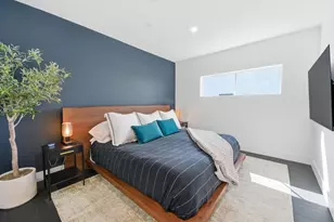 410 NE 36th St, Oakland Park, FL 33334 - Photo 13