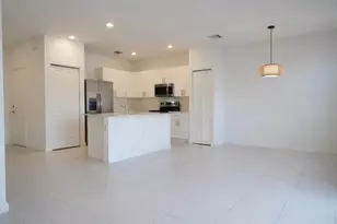 11833 NW 47th Manor, Coral Springs, FL 33076 - Photo 3