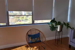 1400 St Charles Pl, Pembroke Pines, FL 33026 - Photo 7