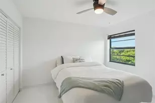 2205 S Cypress Bend Dr, Pompano Beach, FL 33069 - Photo 13