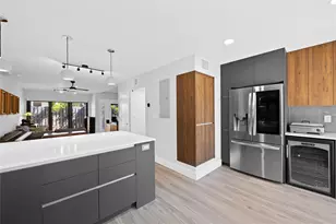 340 City View Dr, Fort Lauderdale, FL 33311 - Photo 13