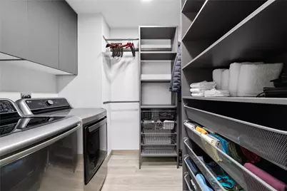 340 City View Drive, Fort Lauderdale, FL 33311 - Photo 23