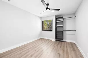 340 City View Dr, Fort Lauderdale, FL 33311 - Photo 25