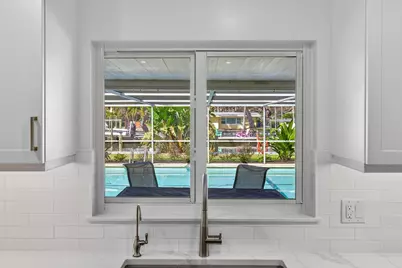 547 E Causeway Boulevard, Vero Beach, FL 32963 - Photo 19