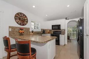 18921 NW 10th St, Pembroke Pines, FL 33029 - Photo 7