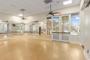 16102 Emerald Estates Dr, Weston, FL 33331 - Photo 61