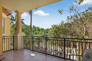 16102 Emerald Estates Dr, Weston, FL 33331 - Photo 7