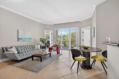 16102 Emerald Estates Drive #325, Weston, FL 33331 - Photo 11