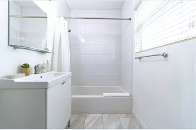 2617 NE 13th Court, Fort Lauderdale, FL 33304 - Photo 23