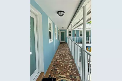 2617 NE 13th Court, Fort Lauderdale, FL 33304 - Photo 7
