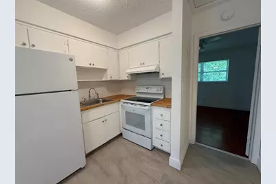 810 SE 18th Street #6, Fort Lauderdale, FL 33316 - Photo 1