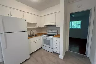 810 SE 18th St, Fort Lauderdale, FL 33316 - Photo 7