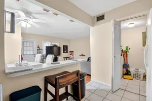 310 Knotty Pine Cir, Greenacres, FL 33463 - Photo 11