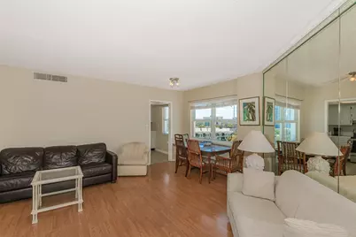 710 N Ocean Boulevard #701, Pompano Beach, FL 33062 - Photo 7