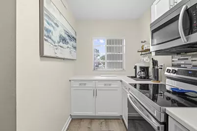 9410 Poinciana Place #108, Davie, FL 33324 - Photo 5