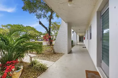 9410 Poinciana Place #108, Davie, FL 33324 - Photo 3