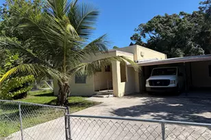 326 N 14th St, Fort Pierce, FL 34950 - Photo 1