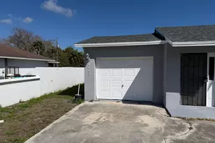 4002 Ave Q, Fort Pierce, FL 34947 - Photo 3