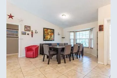 9080 NW 50th Court, Coral Springs, FL 33067 - Photo 7