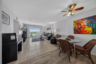 4400 Hillcrest Dr, Hollywood, FL 33021 - Photo 5