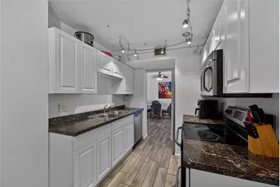 4400 Hillcrest Drive #704, Hollywood, FL 33021 - Photo 3