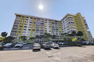 4400 Hillcrest Dr, Hollywood, FL 33021 - Photo 21