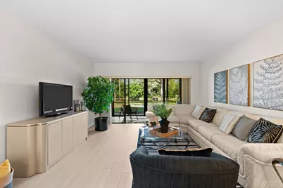 5087 Oak Hill Lane #315, Delray Beach, FL 33484 - Photo 11