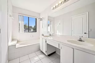 7525 NW 61st Terrace, Parkland, FL 33067 - Photo 25