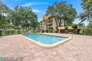 6001 N Falls Cir Dr, Lauderhill, FL 33319 - Photo 23
