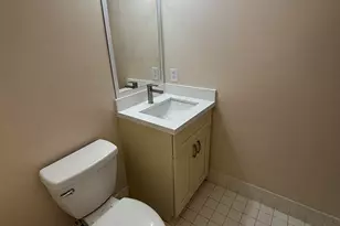 9833 Westview Dr, Coral Springs, FL 33076 - Photo 5
